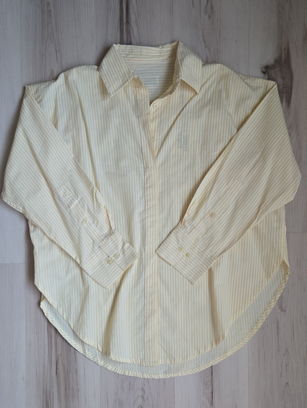 NWT Daily Drills Yellow Striped Button Down, Size XS/S